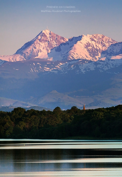 Pic du midi et lac du Gabas